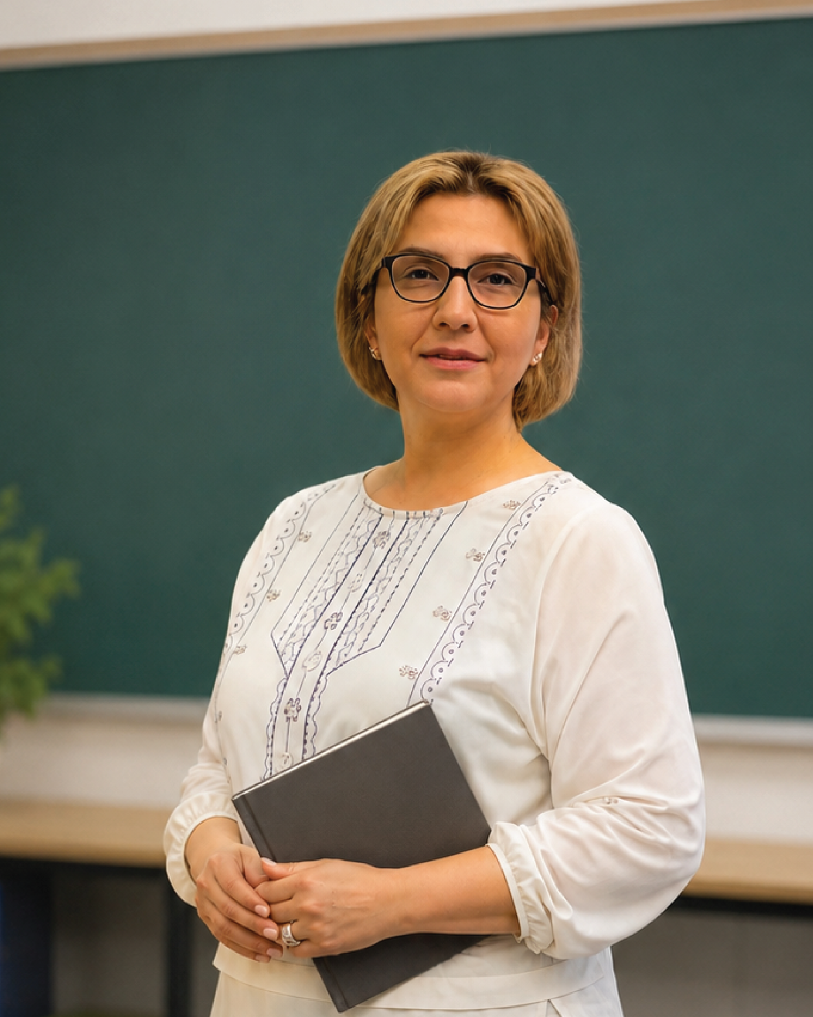 Sholeh Kolahi portrait